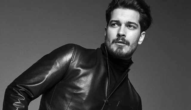 ¿Cuál es la crisis de la nueva serie de Çağatay Ulusoy?