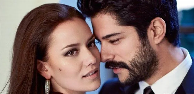 Fahriye Evcen y Burak Özçivit pareja tuvo una pelea