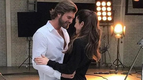 [Kıvanç Tatlıtuğ] y momentos mas lindos de BaşakDizer