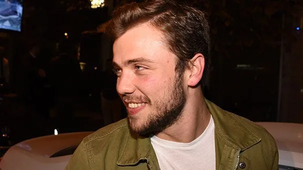 [Tolga Sarıtas] se convirtió en una estrella de la publicidad
