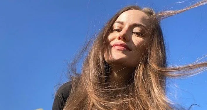 Fotos encantadas de Fahriye Evcen