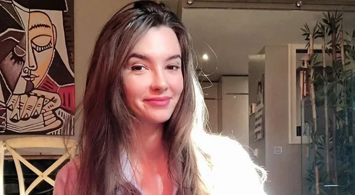 ¡Leyla Lydia Tuğutlu fue admirada en su forma!