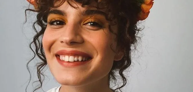 Me gusta el peinado de trenza africana de Aslı Bekiroğlu