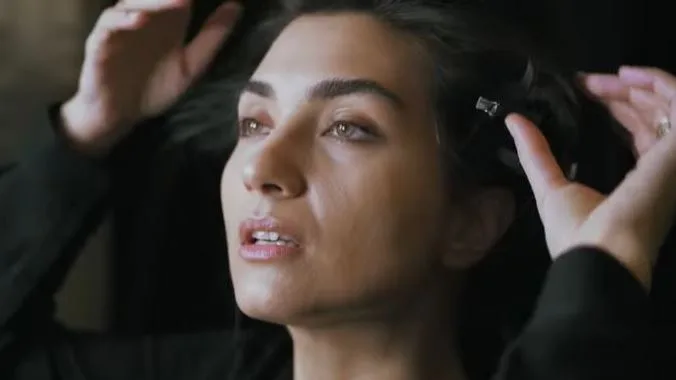 ¡El proyecto de Netflix de Tuba Büyüküstün es inolvidable!