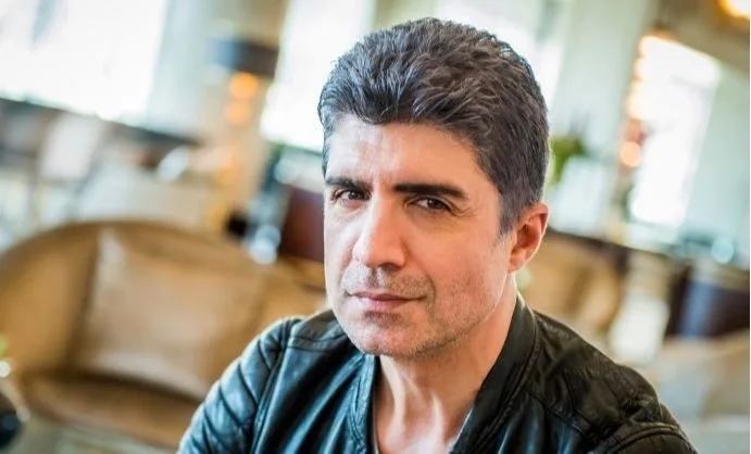 ¿Quién es Özcan Deniz? Altura – Edad – Serie de TV – Familia