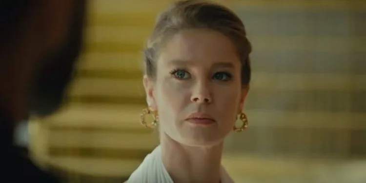 Los detalles surgieron de la nueva serie de Burcu Biricik
