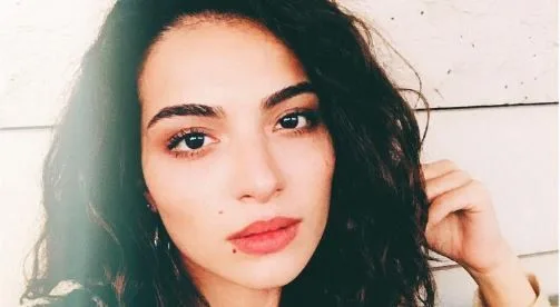 Quien es Melisa Aslı Pamuk? Estatura – Edad – Serie de TV – Familia