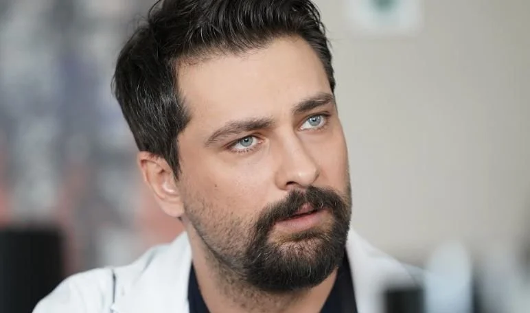 Quien es Onur Tuna? Estatura – Edad – Serie de TV – Familia