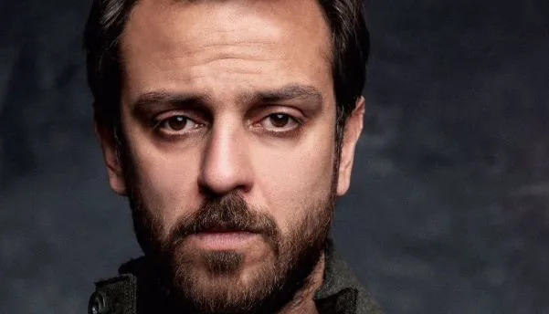 ¿Quién es Erkan Kolçak Köstendil? Altura – Edad – Serie de TV – Familia