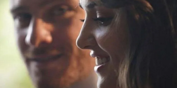 No hay amor entre Kerem Bürsin y Hande Erçel
