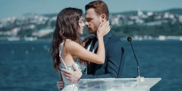 Comentario de Kerem Bürsin sobre la separación entre Murat Dalkılıç y Hande Erçel