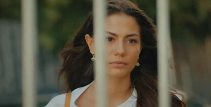 ¡Demet Özdemir se convirtió en un avatar en el set de My Home My Destiny!