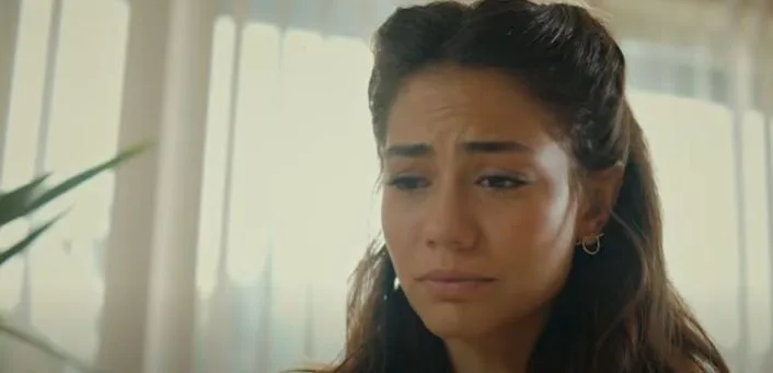 ¿Demet Özdemir tuvo un accidente en el set?