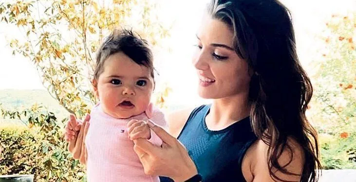 ¡Hande Erçel nunca ha sido tan feliz!