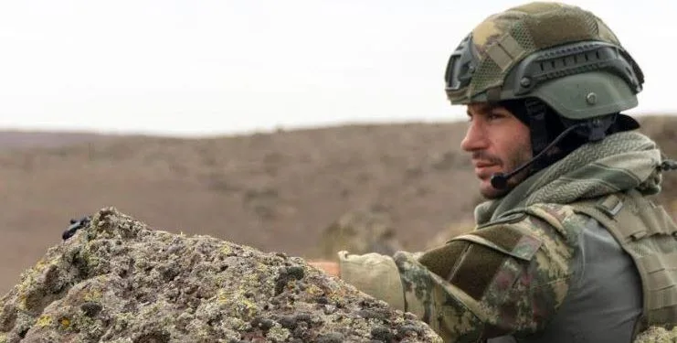 Berk Oktay envió un mensaje a quienes se pierden la serie Warrior