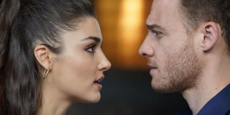 Hande Erçel compartió, ¡Kerem Bürsin se desmayó!