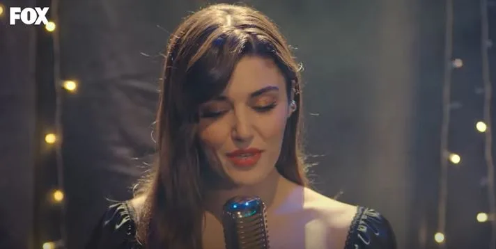 ¡No es bueno para Hande Erçel!