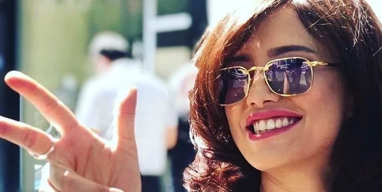 Un mensaje a sus fans de Nehir Erdoğan