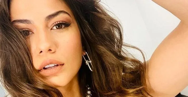 Demet Özdemir no pudo tener suficiente de compartir desde el set My Home My Destiny
