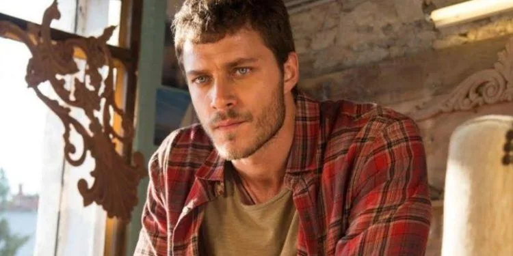 ¿Quién es Burak Çelik? Altura – Edad – Serie – Familia