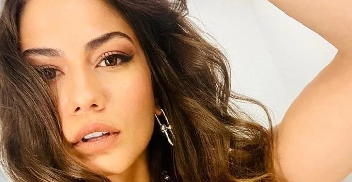 ¡Las redes sociales sorprendieron a Demet Özdemir en la lista donde Hande Erçel está en la parte superior!