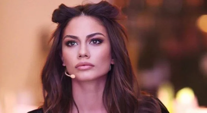 Demet Özdemir compartió, ¡celebridades alineadas para gustar!