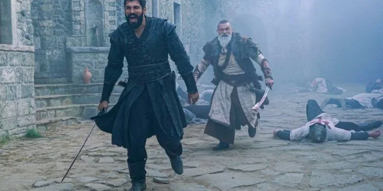 ¡El otomano y Burak Özçivit fueron premiados!
