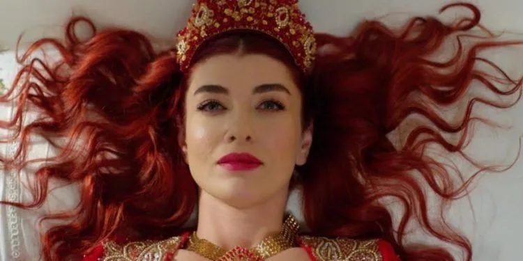 ¡Cómo le sienta el rosa a Aslıhan Güner! ¡Gritos alegres en el cuajado de Forbidden Fruit! ¡La sorpresa de Hazal Kaya!