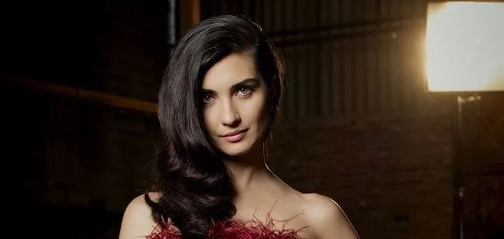 Tuba Büyüküstün negó haber dicho ‘sí’ a ese drama, ¡pero también dejó la puerta abierta!