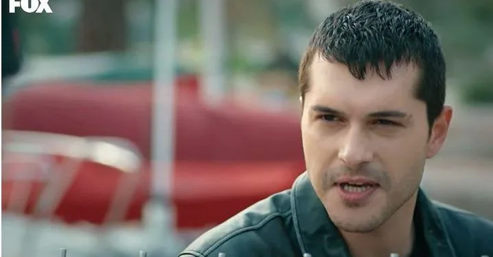 ¡Espectáculo de piano de Alperen Duymaz! ¡Kerem Bürsin recordó a los seguidores de su antigua serie!
