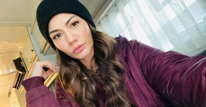 ¡Una sorpresa que hace muy feliz a Demet Özdemir de parte de sus fans!