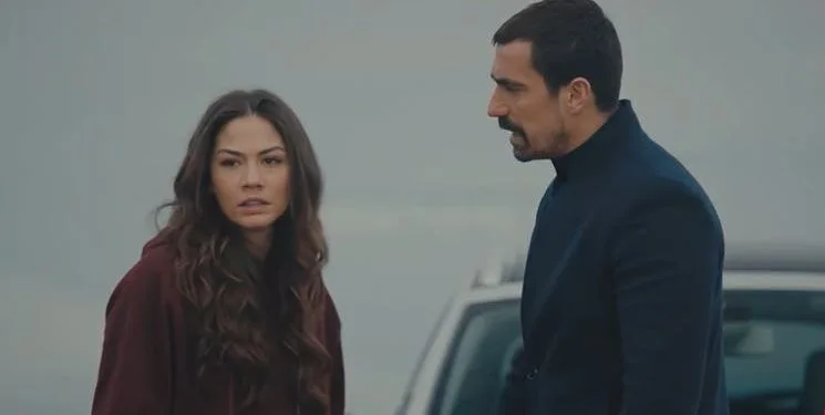 Un mensaje amoroso de İbrahim Çelikkol a Demet Özdemir