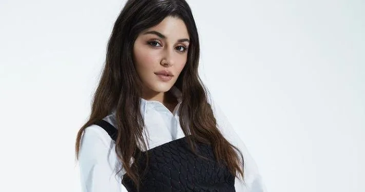 ¡La pose de Hande Erçel con su lindo perro fue admirada! ¡Apoyo de Hazal Kaya a su hermano espiritual! ¡Ayça Ayşin Turan antes y después del maquillaje!