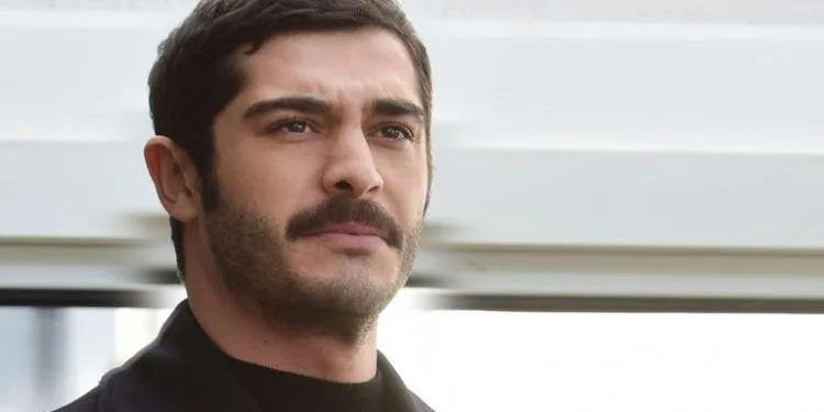 Después de las pestañas de Burak Deniz, ¡su mirada en la serie Maraşlı estaba en la agenda!
