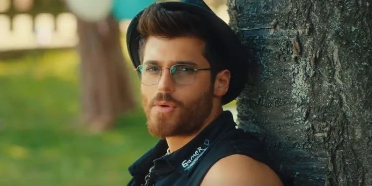 ¡La última decisión dramática de Can Yaman sorprendió a sus fans!