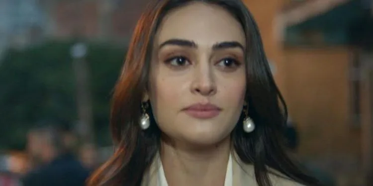 ¡La pose dominical de Demet Özdemir con Oğuzhan Koç! ¡Ayça Ayşin Turan está muy feliz! ¡Esra Bilgiç hizo que la gente hablara de su gracia nuevamente!