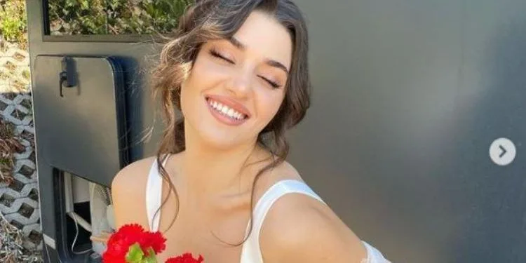 ¡Resulta con quién se fue! ¡La última publicación de Hande Erçel en Maldivas es impactante!