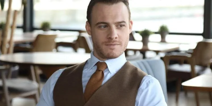 Kerem Bürsin compartió desde las Maldivas: ¡Sí, estoy perdido!