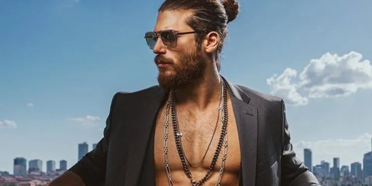 ¡Can Yaman fue nominado para el concurso más guapo del mundo!