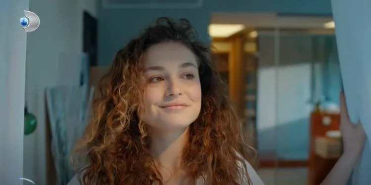 ¡El primer tráiler de la serie Aşkın Tarifi contó con Serra Arıtürk!