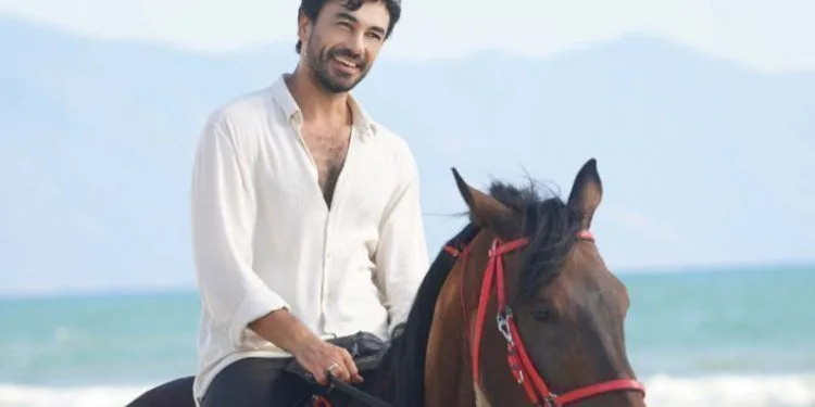 ¡Doloroso compartir de Gökhan Alkan, que perdió a su abuelo!
