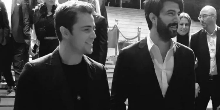 El nuevo proyecto de Tolga Sarıtaş y Engin Akyürek ha comenzado, ¡se ha convertido en la agenda de las redes sociales!