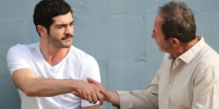 Una oferta fue para Burak Deniz, ¡se acerca un proyecto de serie de televisión muy ambicioso!