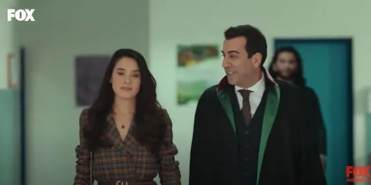 Emre Karayel, que dejó la serie Son Yaz, recibió la noticia de su