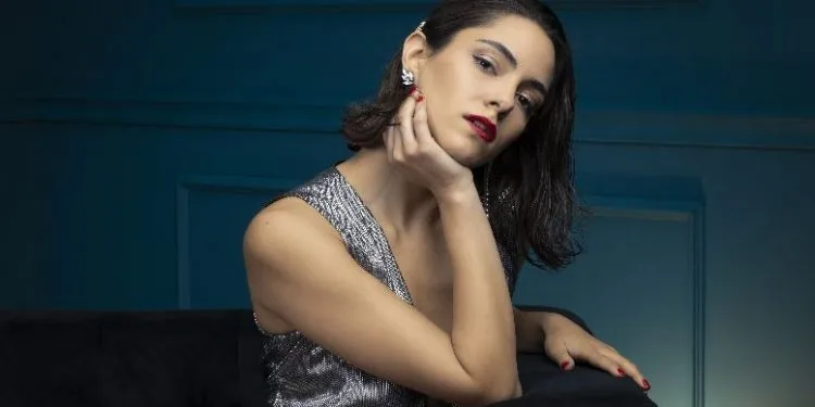 ¡El ‘Duru’ de la serie ‘Akrep’, las poses de Aslı Melisa Uzun en las redes sociales se convirtieron en un evento!