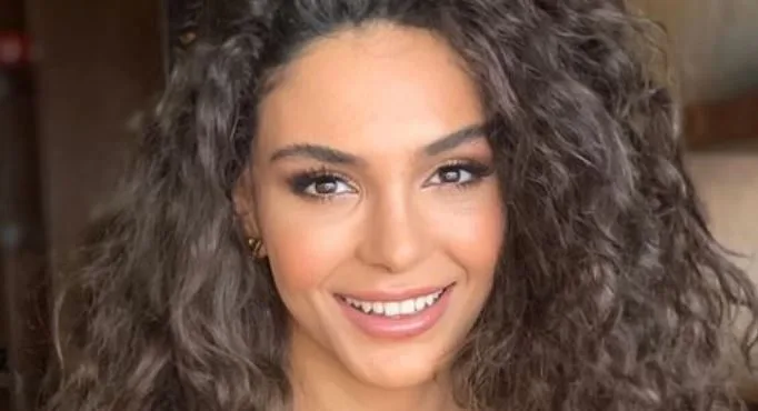 ¿Por qué se rebeló Ebru Şahin, que se preparaba para llegar a la pantalla con la serie «Destan»?