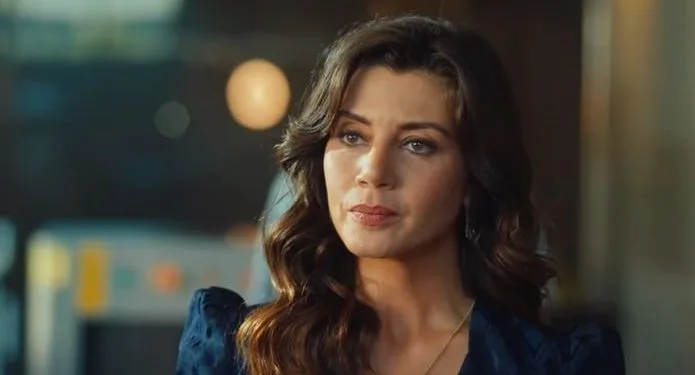 ¡La nueva serie de Gökçe Bahadır aguanta! Evlilik Hakkında ¡Su Şey es la bomba!