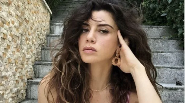 ¡La historia de la serie Evlilik Hakkında Her Şey impresionó mucho a Gökçe Bahadır!