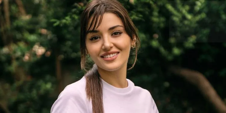 ¿Te preguntas sobre el papel soñado de Hande Erçel?