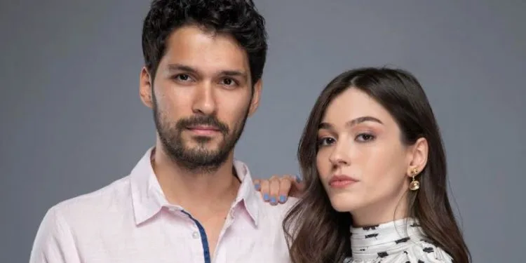 ¡La serie Kırık Hayatlar le dio a Meltem Akçöl y Erdem Yılmaz una gran oportunidad!